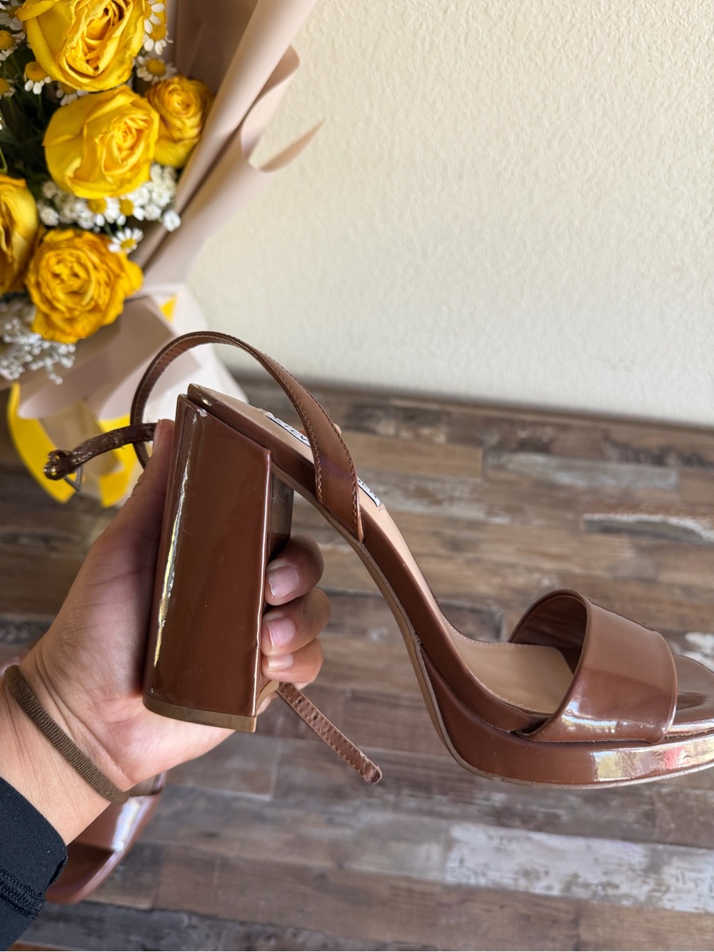 Steve Madden Brown Patent Block Heel Sandals